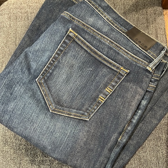 Bebe “Chloe” Bell Bottom Dark Denim Jeans. Sz31. - Picture 5 of 5